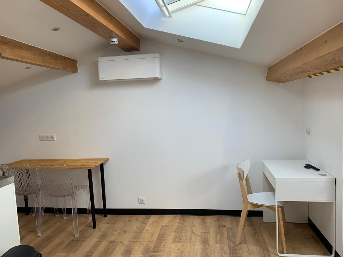 L Isle Jourdain Appartement Entier Recent Et Tout Equipe Proximite Du Centre LʼIsle-Jourdain Exteriör bild